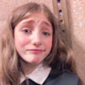 Meet your Posher, Mia